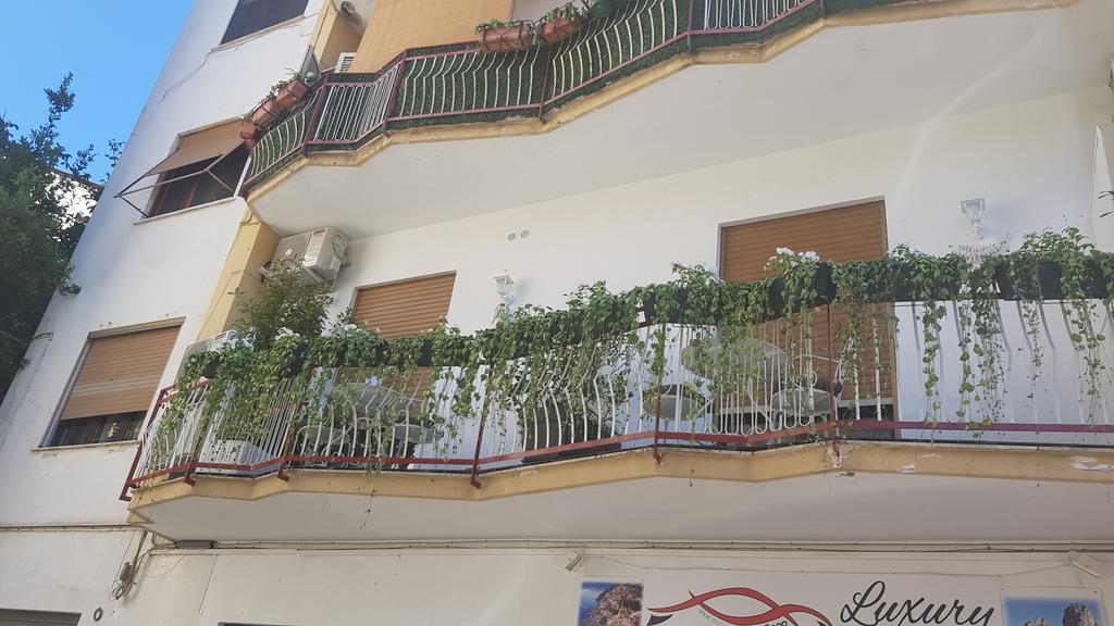 Sorrento Flower Rooms Экстерьер фото